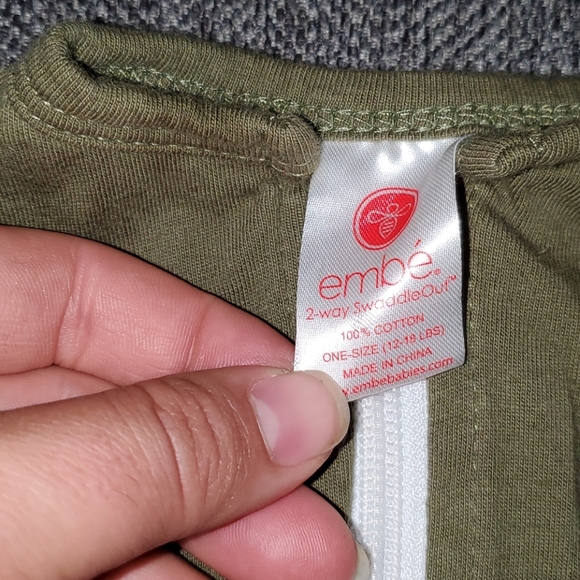 Embe 2 way swaddle out sleep sack - Picture 2 of 4